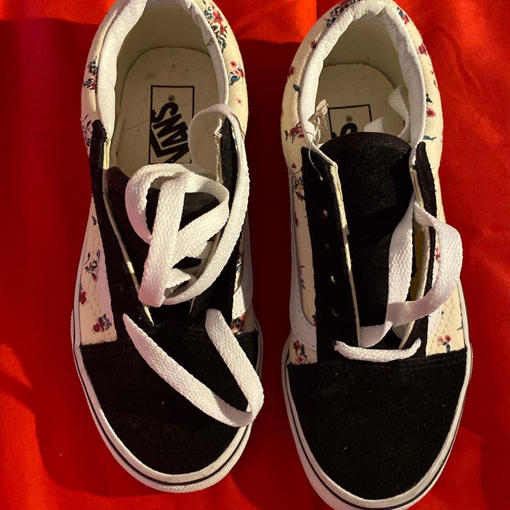 Girls Vans